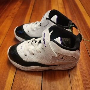 Jordan B'Loyal White and Black Toddler Sneakers
